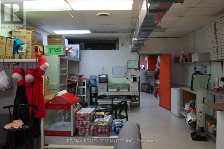 157 KING STREET E, Kitchener, Ontario, N2G2K8