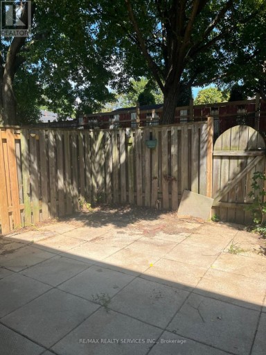 Q1 - 444 STONE CHURCH ROAD W, Hamilton (Gilkson), Ontario, L9B1R1
