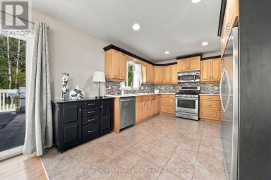 630 ENGLISH SETTLEMENT ROAD Quinte West (Murray Ward) Ontario photo 9