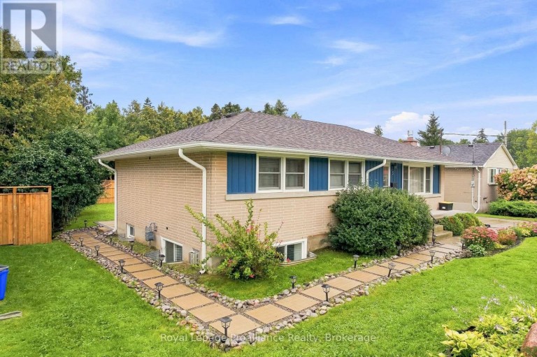B - 5 JANE STREET, Cobourg, Ontario, K9A1K2