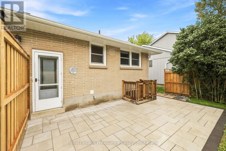 B - 5 JANE STREET, Cobourg, Ontario, K9A1K2