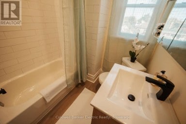 150 MONTGOMERY STREET Peterborough (Otonabee Ward 1) Ontario photo 19