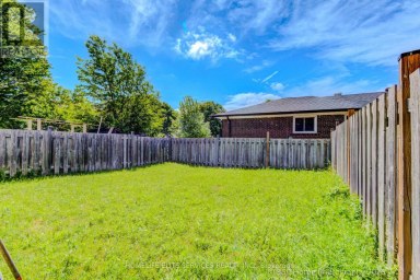 69 CASTLEBURY CRESCENT Toronto (Bayview Woods-Steeles) Ontario photo 25