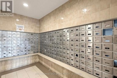 411 - 100 LEEWARD GLENWAY Toronto (Flemingdon Park) Ontario photo 19