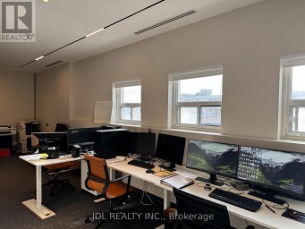 185 BRIDGELAND AVENUE Toronto (Yorkdale-Glen Park) Ontario photo 9