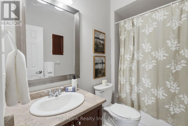 19 ALFRED SHRUBB LANE, Clarington (Bowmanville), Ontario, L1C0B1