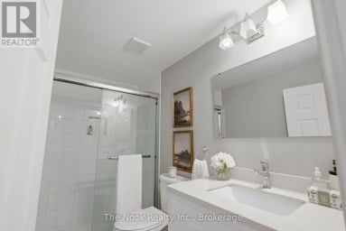 19 ALFRED SHRUBB LANE Clarington (Bowmanville) Ontario photo 27