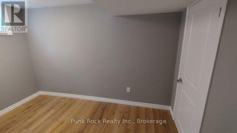 2 (BSMT) - 26 CUNDLES ROAD E, Barrie (Cundles East), Ontario, L4M2Z5