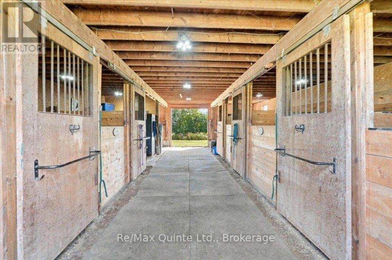 794 ENGLISH SETTLEMENT ROAD, Quinte West (Murray Ward), Ontario, K8V5P7