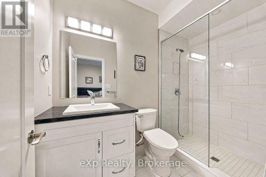 5 MAVETY COURT Belleville (Thurlow Ward) Ontario photo 11