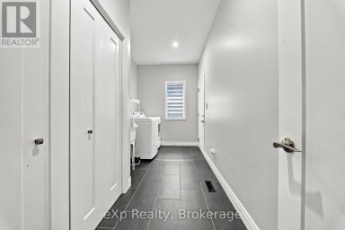 5 MAVETY COURT Belleville (Thurlow Ward) Ontario photo 14