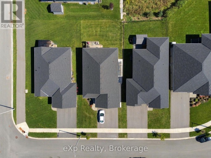 5 MAVETY COURT, Belleville (Thurlow Ward), Ontario, K8N0M2