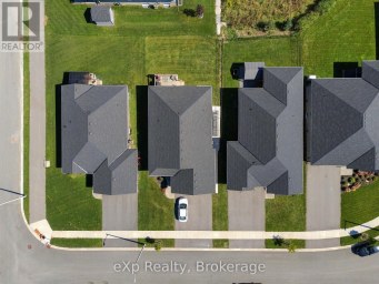 5 MAVETY COURT Belleville (Thurlow Ward) Ontario photo 37