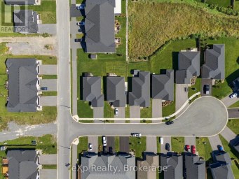 5 MAVETY COURT Belleville (Thurlow Ward) Ontario photo 38