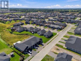 5 MAVETY COURT Belleville (Thurlow Ward) Ontario photo 39