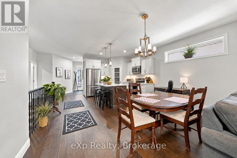 5 MAVETY COURT, Belleville (Thurlow Ward), Ontario, K8N0M2