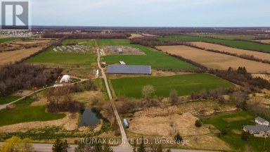 15860 LOYALIST PARKWAY Prince Edward County (Hallowell Ward) Ontario photo 2