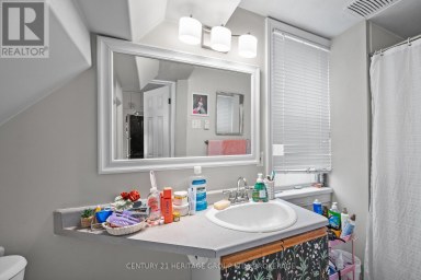 432 BARRIE STREET, Kingston (East Of Sir John A. Blvd) Ontario