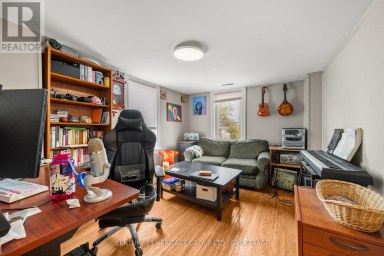 432 BARRIE STREET, Kingston (East Of Sir John A. Blvd) Ontario