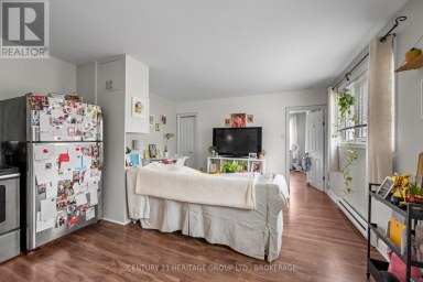 432 BARRIE STREET, Kingston (East Of Sir John A. Blvd) Ontario