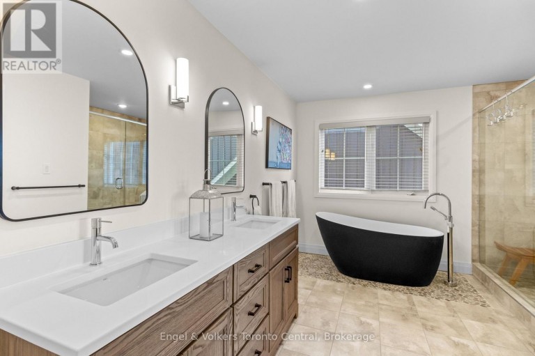 360 YELLOW BIRCH CRESCENT, Blue Mountains, Ontario, L9Y0Y1
