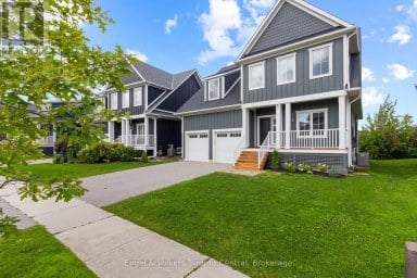 360 YELLOW BIRCH CRESCENT Blue Mountains Ontario photo 4
