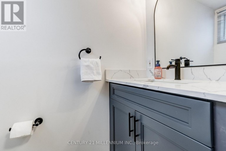 82 HORTON CRESCENT, Brampton (Central Park), Ontario, L6S5H6