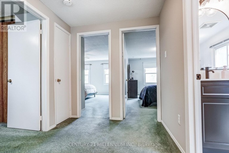 82 HORTON CRESCENT, Brampton (Central Park), Ontario, L6S5H6