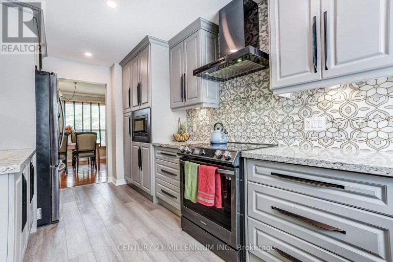 82 HORTON CRESCENT, Brampton (Central Park), Ontario, L6S5H6