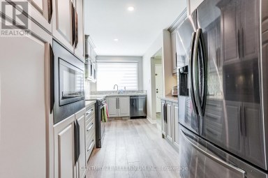 82 HORTON CRESCENT Brampton (Central Park) Ontario photo 9