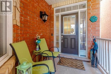 715 CASARIN CRESCENT Milton (CO Coates) Ontario photo 4
