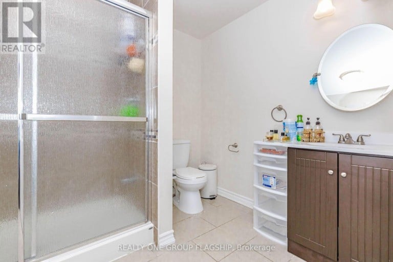 715 CASARIN CRESCENT, Milton (CO Coates), Ontario, L9T2W3