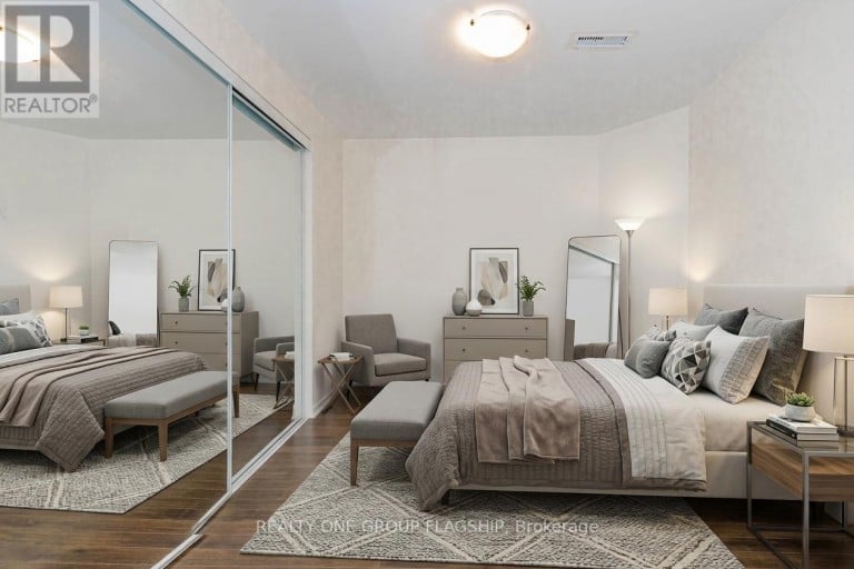 715 CASARIN CRESCENT, Milton (CO Coates), Ontario, L9T2W3