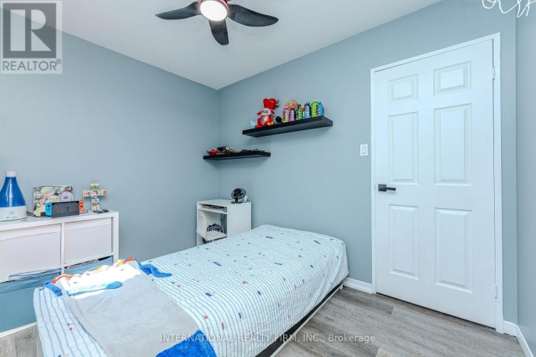 1291 CONSORT CRESCENT, Burlington (Palmer), Ontario, L7M1J8