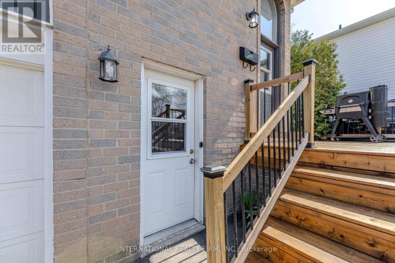 1291 CONSORT CRESCENT, Burlington (Palmer), Ontario, L7M1J8