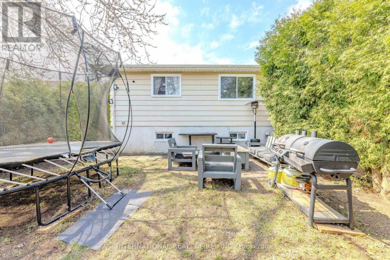 1291 CONSORT CRESCENT, Burlington (Palmer), Ontario, L7M1J8