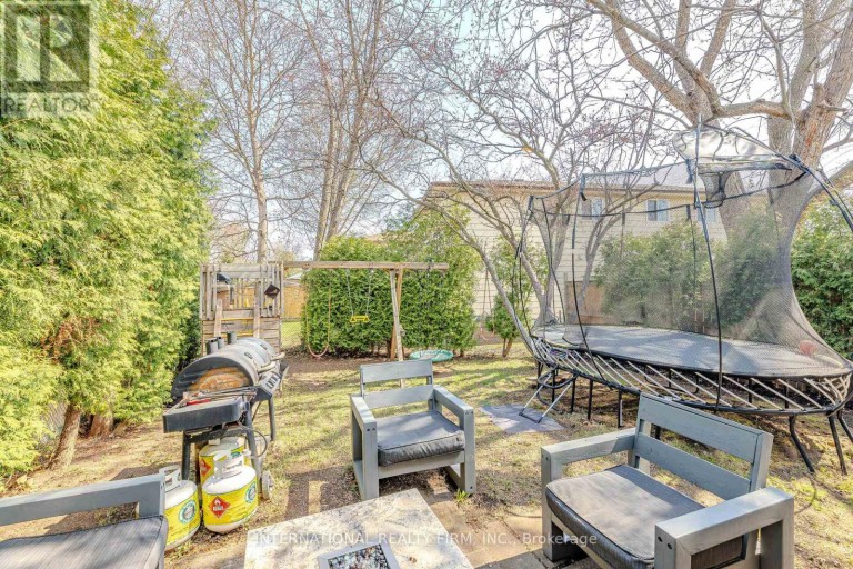 1291 CONSORT CRESCENT, Burlington (Palmer), Ontario, L7M1J8