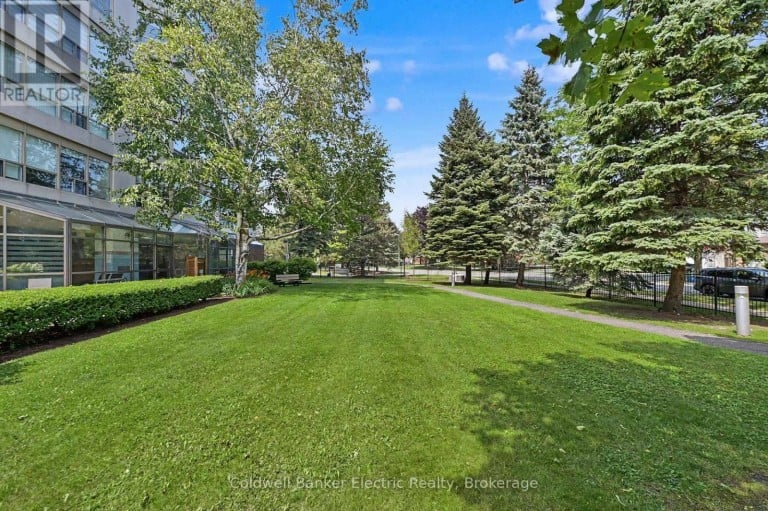 1011 - 712 ROSSLAND ROAD E, Whitby (Pringle Creek), Ontario, L1N9E8