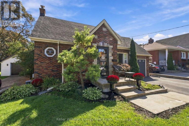 107 SUTHERLAND AVENUE, Oshawa (O'Neill), Ontario, L1G2G4