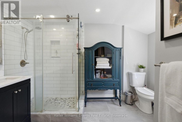 107 SUTHERLAND AVENUE, Oshawa (O'Neill), Ontario, L1G2G4
