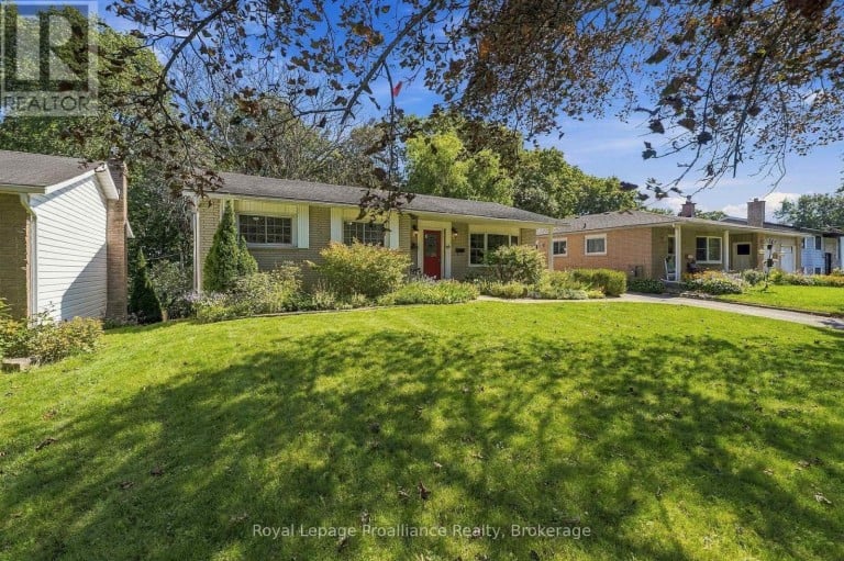 36 PARKVIEW HEIGHTS, Quinte West (Trenton Ward), Ontario, K8V5L7