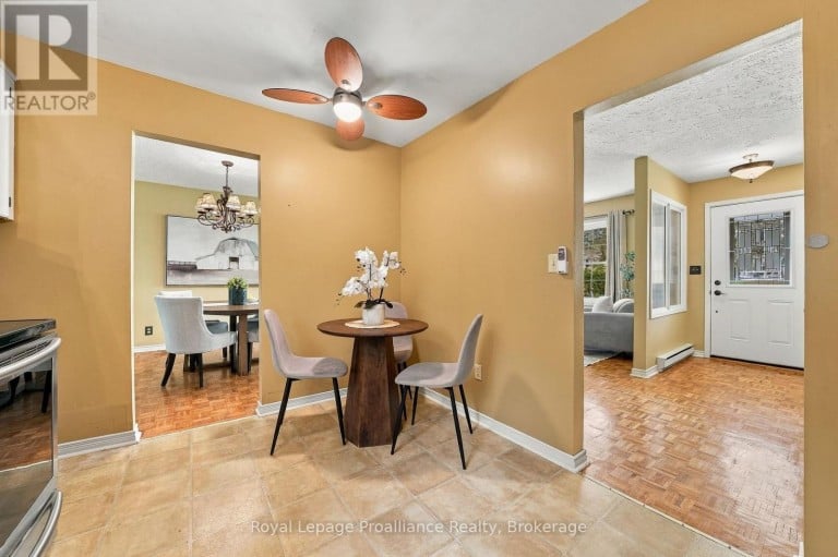 36 PARKVIEW HEIGHTS, Quinte West (Trenton Ward), Ontario, K8V5L7