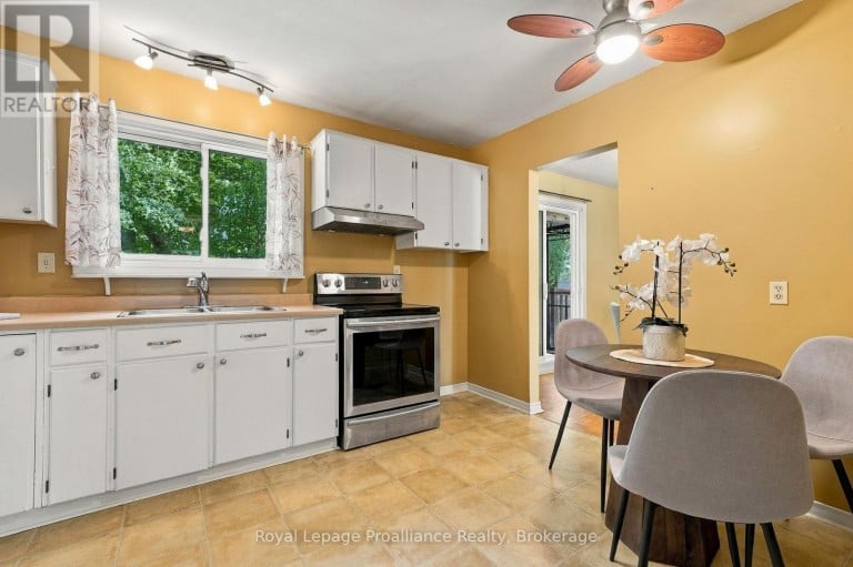 36 PARKVIEW HEIGHTS, Quinte West (Trenton Ward), Ontario, K8V5L7