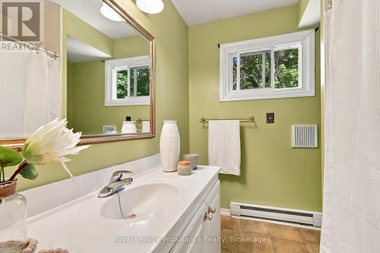 36 PARKVIEW HEIGHTS, Quinte West (Trenton Ward), Ontario, K8V5L7