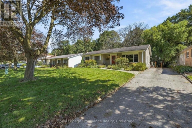 36 PARKVIEW HEIGHTS, Quinte West (Trenton Ward), Ontario, K8V5L7