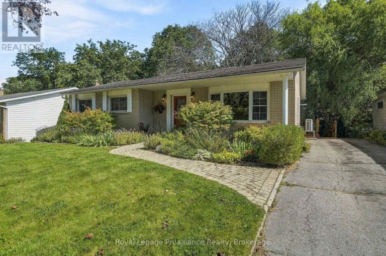 36 PARKVIEW HEIGHTS, Quinte West (Trenton Ward), Ontario, K8V5L7