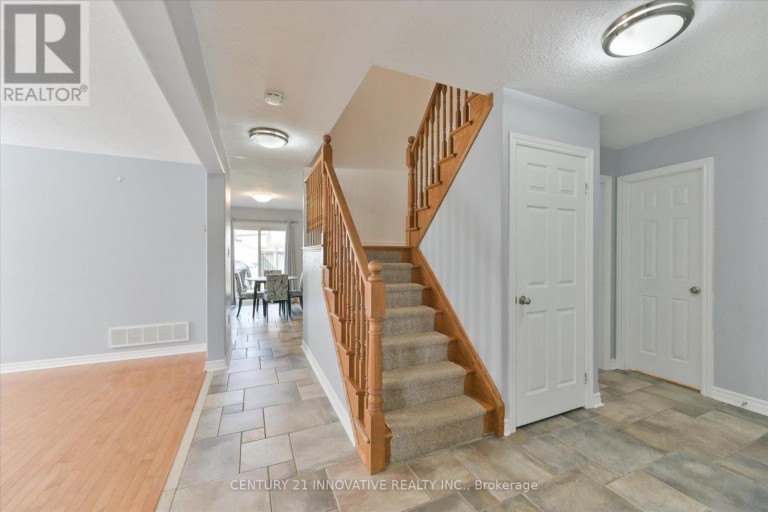 28 EMPIRE DRIVE, Barrie (Innis-Shore), Ontario, L4N0Y9