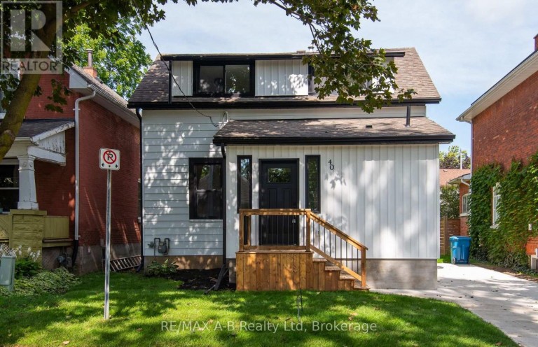 40 EAST GORE STREET, Stratford, Ontario, N5A3X5
