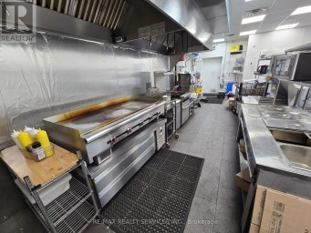 8 - 1575 UPPER OTTAWA STREET Hamilton (Rymal) Ontario photo 4