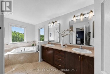 695 FIELDSTONE DRIVE, Kingston (Kingston East (Incl Barret Crt)) Ontario